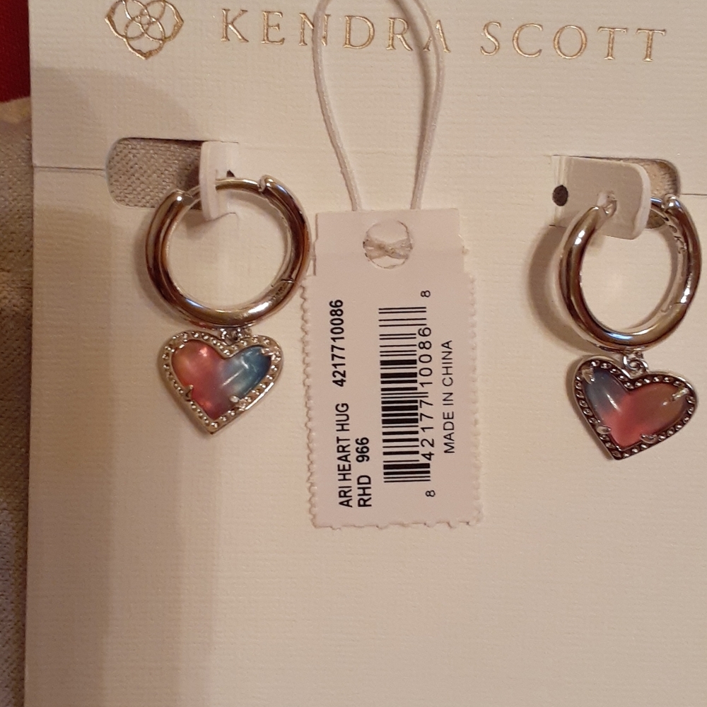Kendra Scott huggie earrings